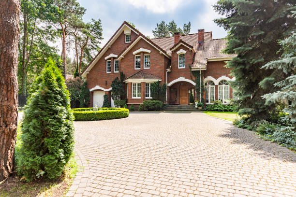 Reasons to Select Us for Your Driveway Paving Requirements in Diamond, MO